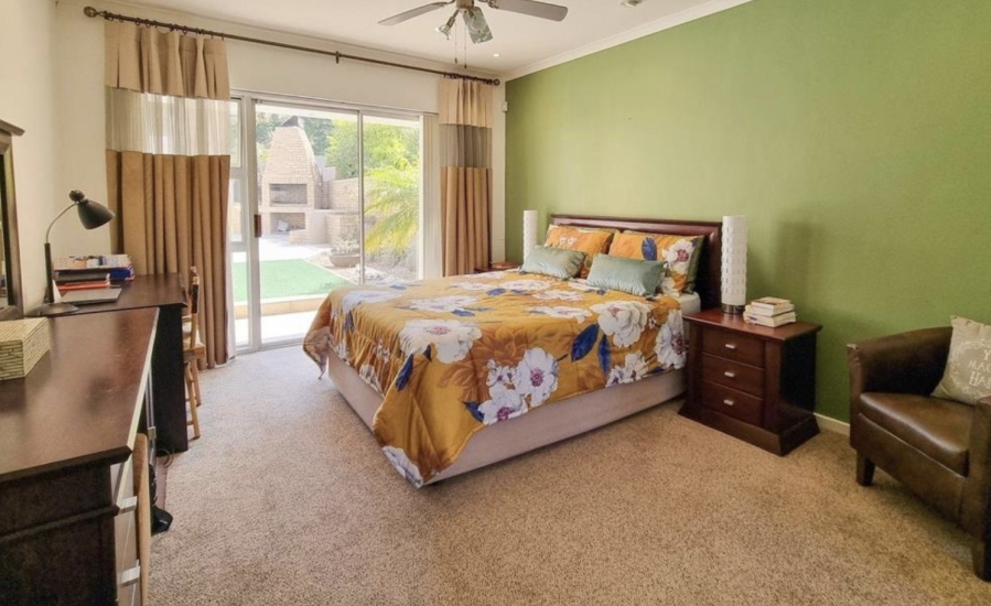 To Let 4 Bedroom Property for Rent in Rosendal Western Cape